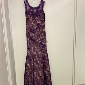 Elegant Purple Lace Evening Gown
